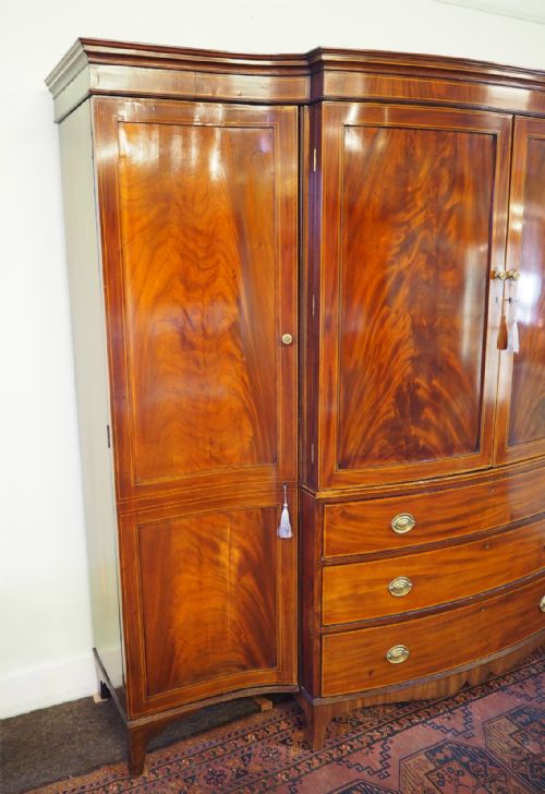 fig 3. FINE GEORGIAN BOW-FRONTED LARGE WARDROBE