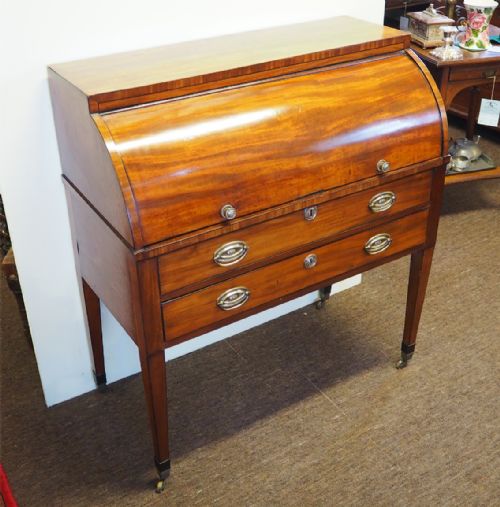 fig 1. SMALL GEORGIAN MAHOGANY CYLINDER BUREAU