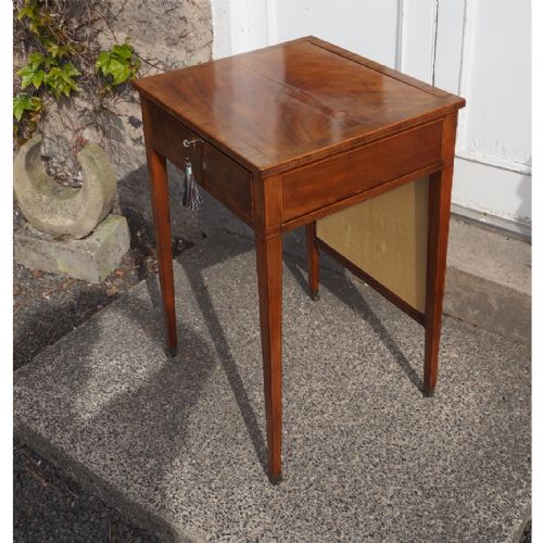 Georgian Mahogany Ladies Writing Table