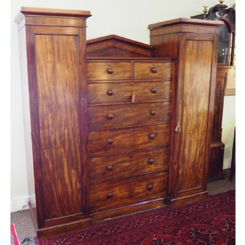 fig 1. GEORGIAN MAHOGANY BREAKFRONT WARDROBE