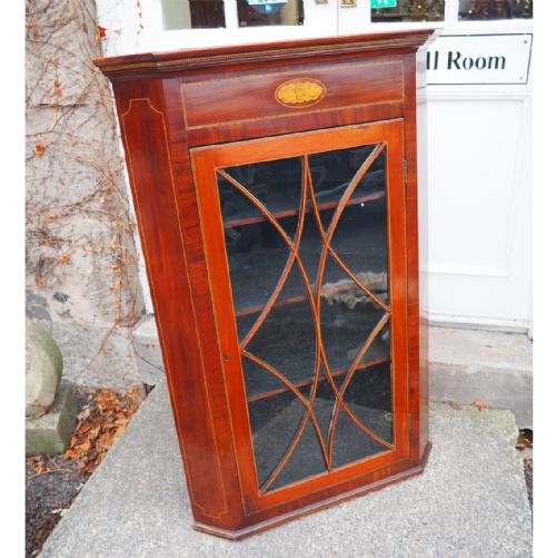 Georgian Scottish Mahogany Corner Cabinet