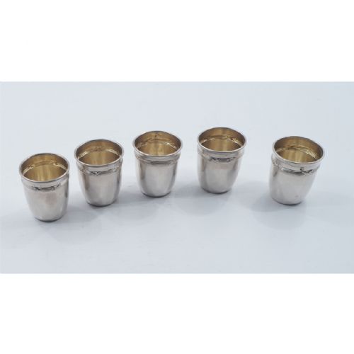 Set 5 French Silver Small Spirit Tots