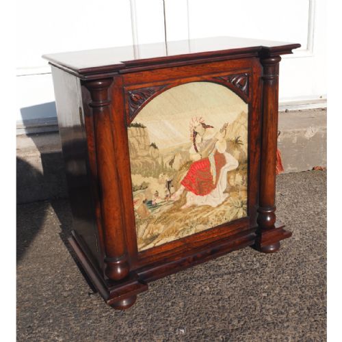 fig 1. FINE WILLIAM IV ROSEWOOD COLLECTORS CABINET.