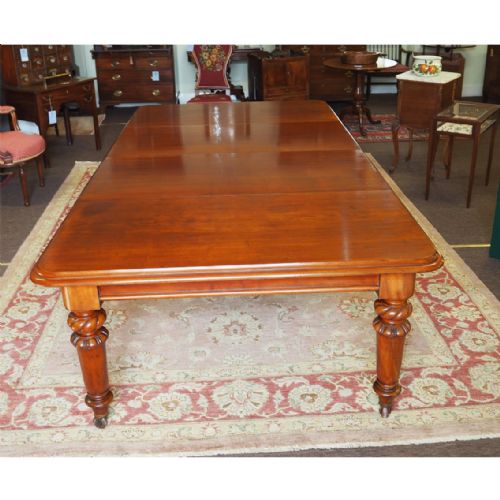 Mid 19th Century Mahogany Dining Table