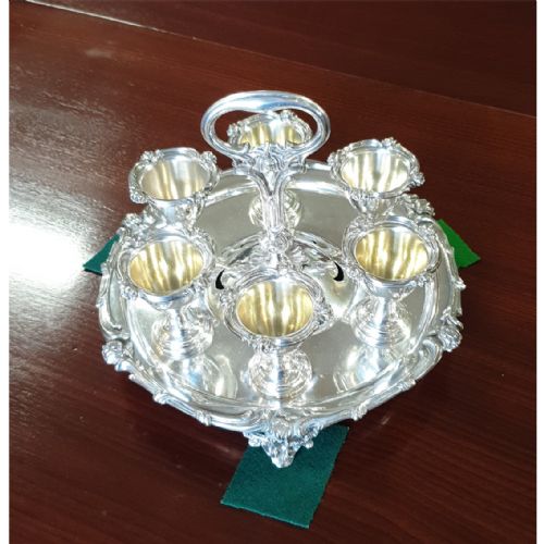 Fine Elkington Silver Plated Egg Cup Holder