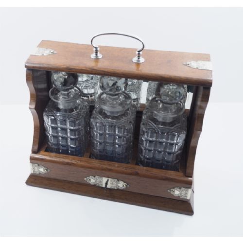 Good Victorian 3 Decanter Oak Tantalus