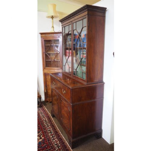 fig 1. GEORGE 3rd CHIPPENDALE MAHOGANY BOOKCASE
