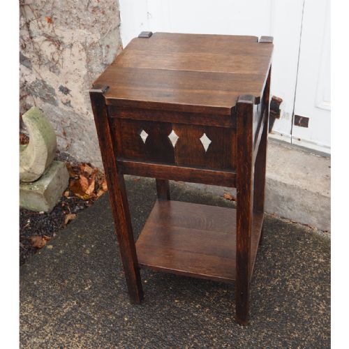 Scottish Arts & Crafts Oak Lamp Table