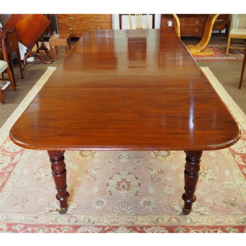 Fine Georgian Mahogany Extending Diner