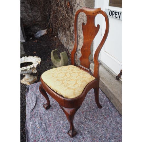 fig 1. SUBLIME GEORGE 1st WALNUT HAND CHAIR