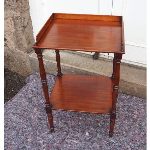 Pretty Georgian Mahogany 2 Tier Etargere