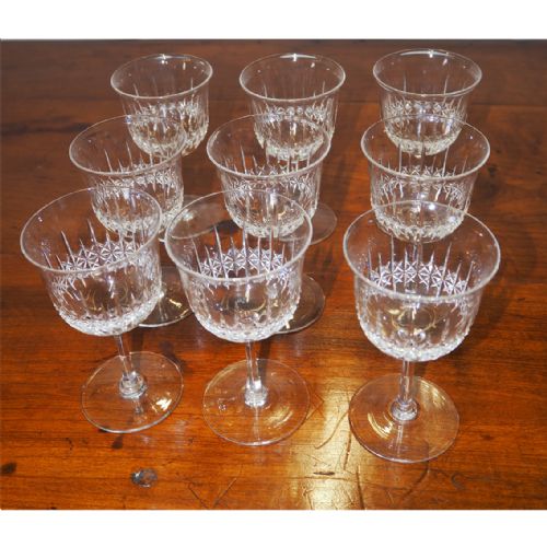 Good Set of 9 Edwardian Wine Glasses
