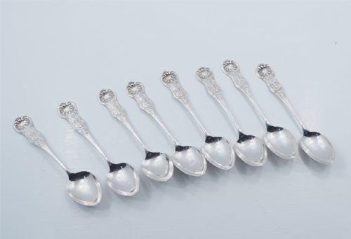 Set 8 Scottish Kings Pattern Silver Teaspoons
