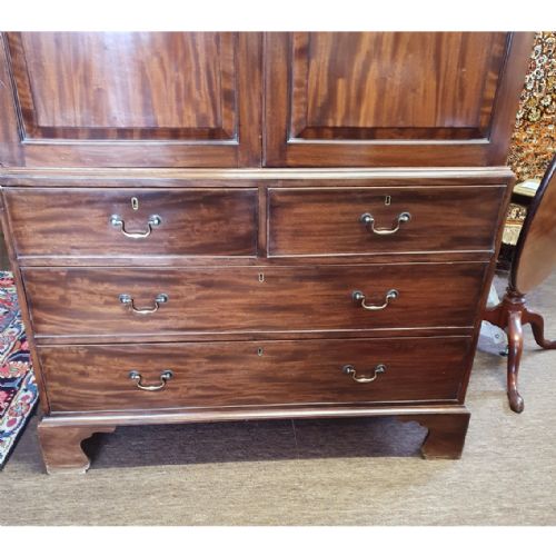 fig 1. GEORGE 3rd MAHOGANY LINEN PRESS