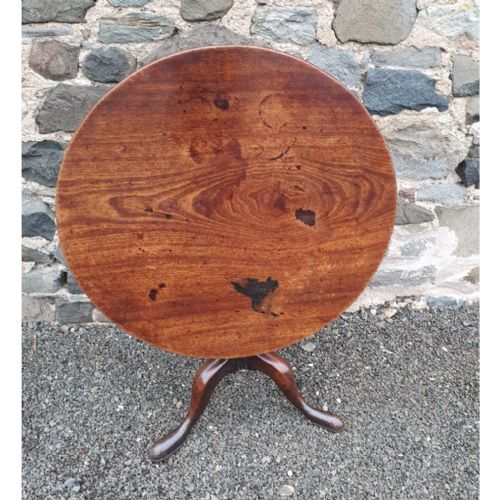 Large 18th Century Virginia Walnut Tripod Table