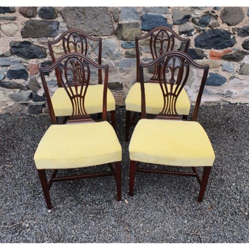 Fine Set of 4 18th Cent. Hepplewhite Dining Chairs