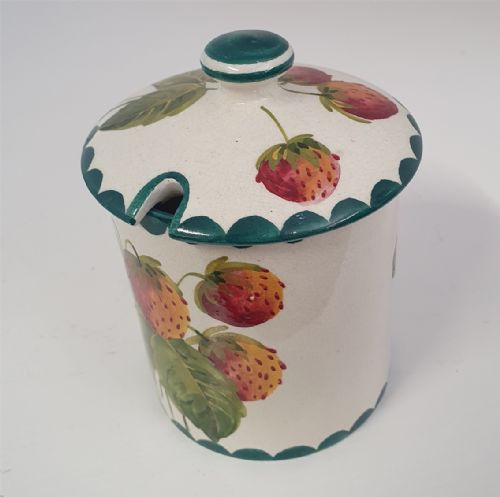 Scottish Wemyss Strawberries Preserve Pot