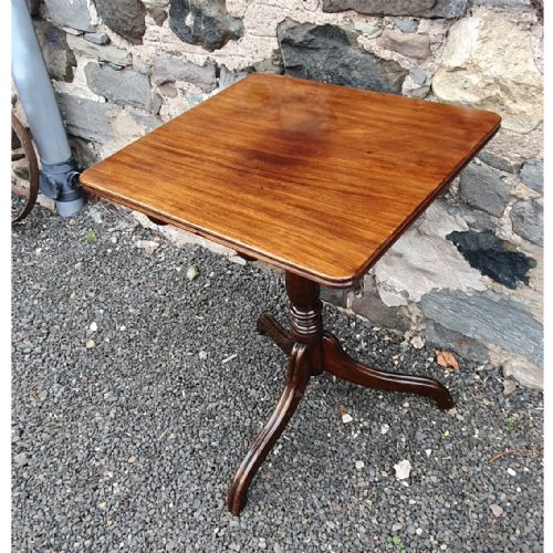 Georgian Mahogany Oblong Tripod Table
