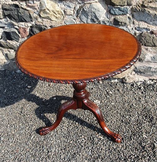 Chippendale Carved Bird-cage Tripod Table