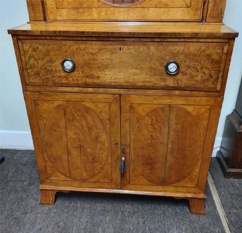 fig 1. Fine Small Hepplewhite Satinwood Bookcase