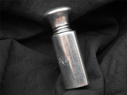 LADIES SILVER SCENT BOTTLE COMPLETE LONDON - ADDITIONAL PHOTO 1