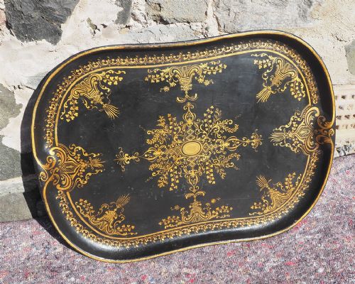 Good Regency Toleware Shaped Tray