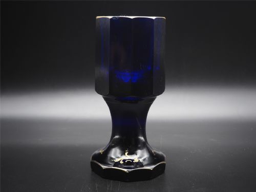 FINE PAIR OF BOHEMIAN BLUE GLASS VASES - ADDITIONAL PHOTO 4