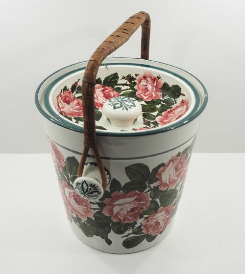 Fine Early Scottish Wemyss Roses Large Pail