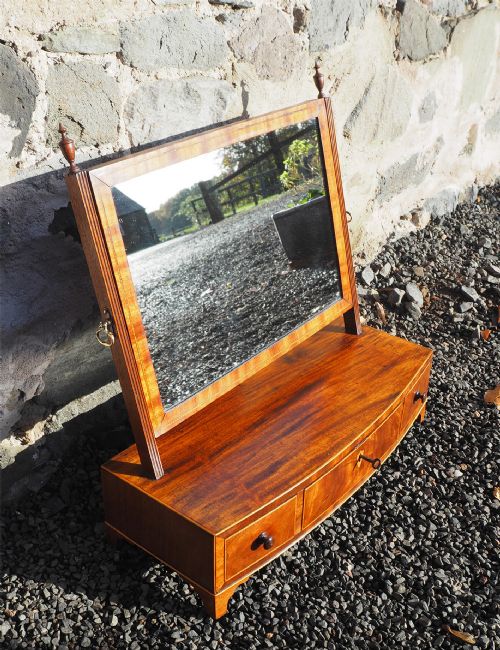 fig 1. Georgian Mahogany Toilet / Dressing Mirror