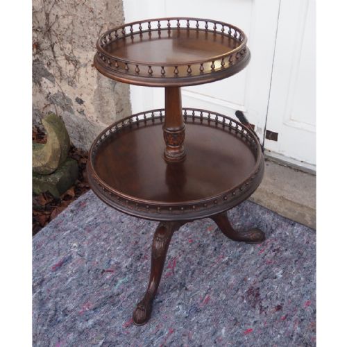 Chippendale Style Mahogany Dumb Waitor