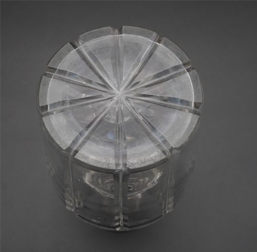 GOOD REGENCY 3 RING GLASS DECANTER - ADDITIONAL PHOTO 3