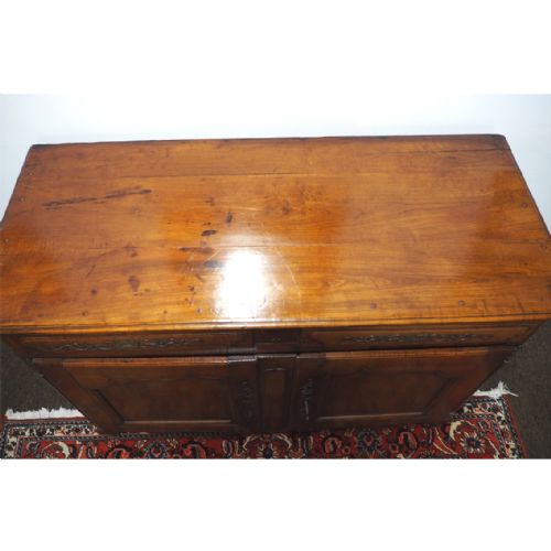EARLY 19TH CENTURY FRENCH CHERRY BUFFET - ADDITIONAL PHOTO 5