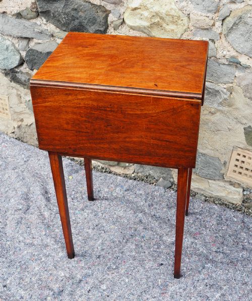 Georgian Pembroke Table Design Bedside