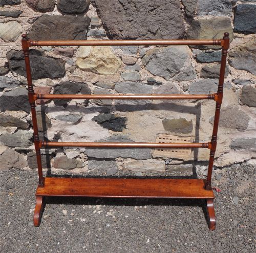 Large Georgian "Country House" Towel Rail