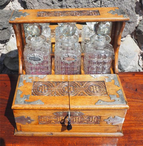 Superb Edwardian Oak Games Tantalus