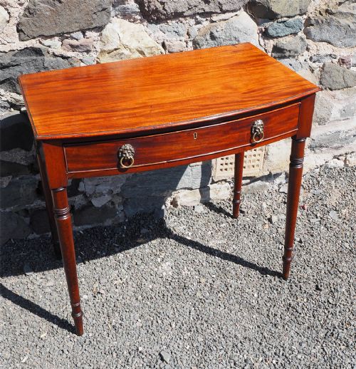 Georgian Mahogany Bow Front Side Table