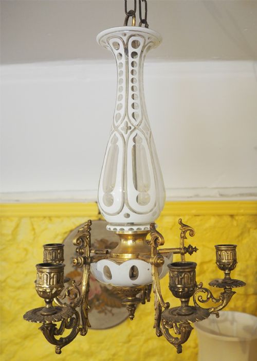 VICTORIAN GILDED BRASS AND GLASS CHANDELIER - ADDITIONAL PHOTO 1