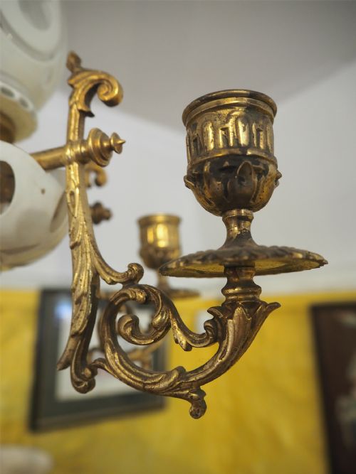VICTORIAN GILDED BRASS AND GLASS CHANDELIER - ADDITIONAL PHOTO 3