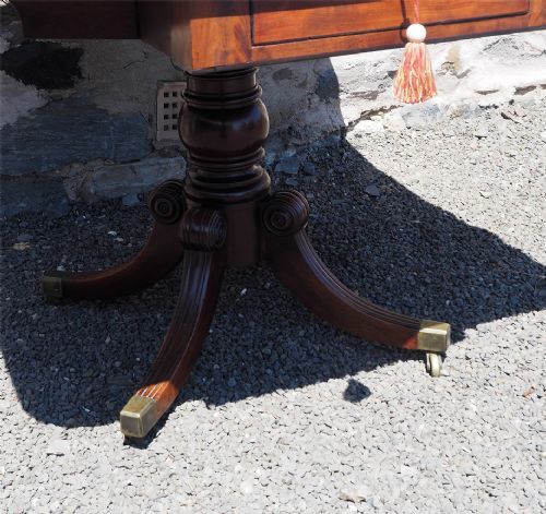 SCOTTISH DUNCAN PHYFE DINING TABLE - ADDITIONAL PHOTO 5