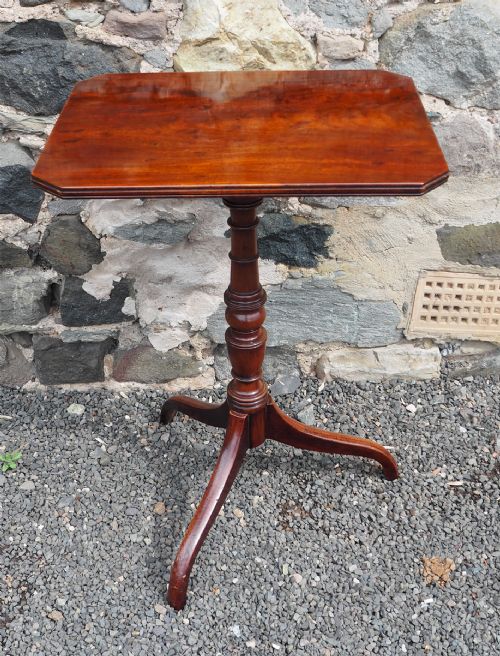 Georgian Mahogany Tripod Wine Table