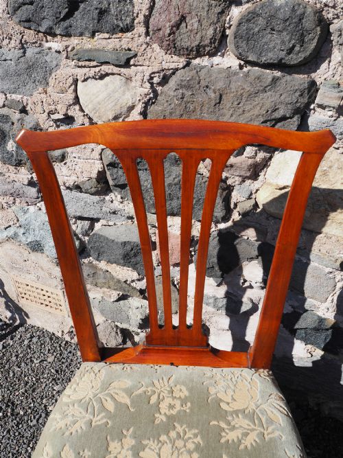 PAIR GEORGIAN COUNTRY WALNUT CHAIRS - ADDITIONAL PHOTO 4