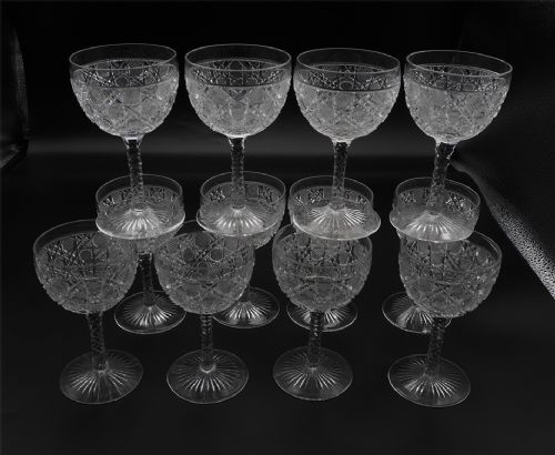 Superb Set of 12 Port / Sherry Glasses