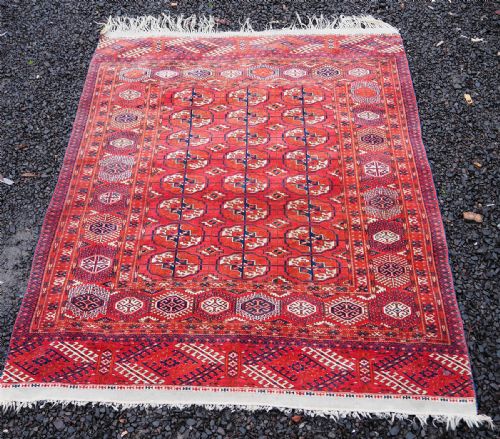 Fine Antique Tekke Turkman Rug