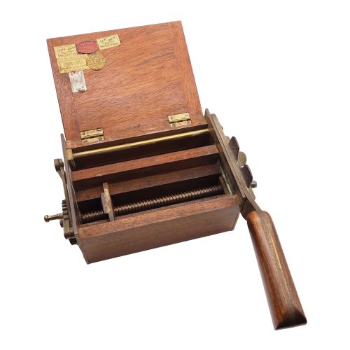 SUPERB EDWARDIAN MECHANICAL TOBACCO CUTTER - ADDITIONAL PHOTO 1