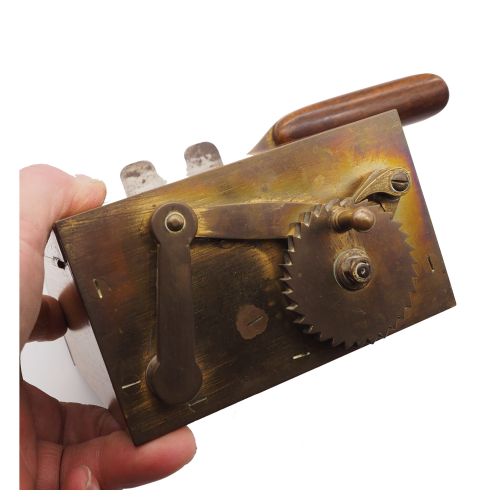SUPERB EDWARDIAN MECHANICAL TOBACCO CUTTER - ADDITIONAL PHOTO 3