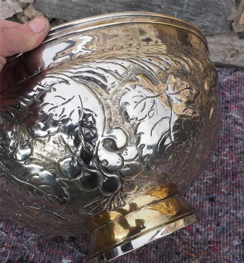 LARGE 19TH CENTURY PLATED PUNCH BOWL - ADDITIONAL PHOTO 3