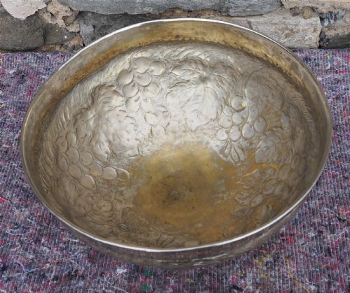 LARGE 19TH CENTURY PLATED PUNCH BOWL - ADDITIONAL PHOTO 5