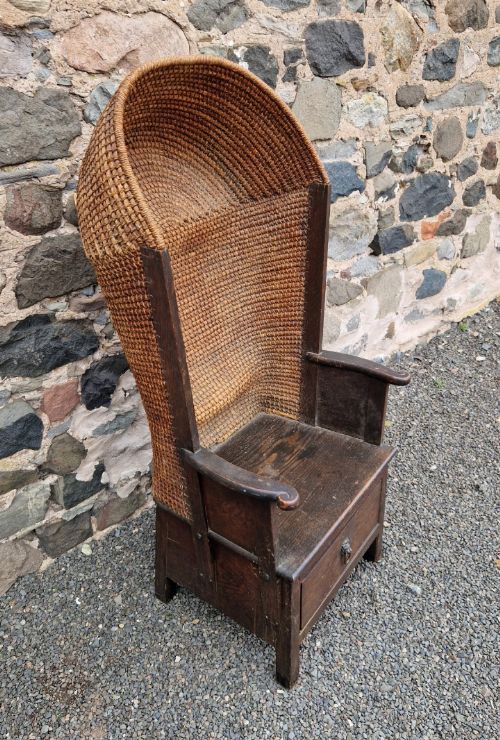 Fine Early Hooded Oak Orkney Chair