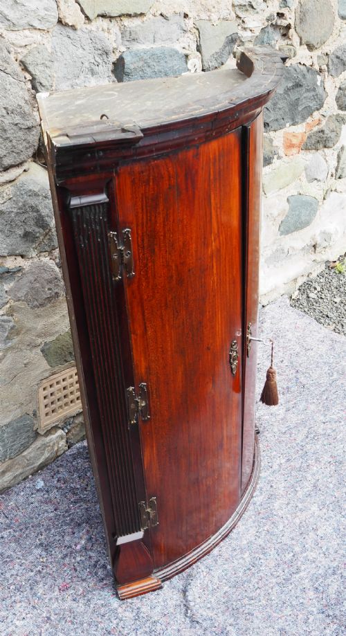 GEORGE 2ND RED WALNUT CORNER CABINET - ADDITIONAL PHOTO 2
