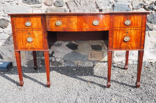 NICE SHAPE GEORGIAN MAHOGANY SIDEBOARD - ADDITIONAL PHOTO 2